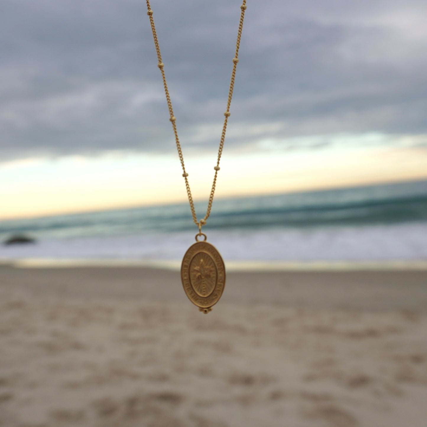 Kailumea Ocean Safe Jewellery Waterproof tarnish-resistant gold/silver necklace for beach lovers