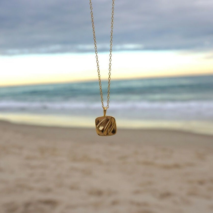 Kailumea Ocean Safe Jewellery Waterproof tarnish-resistant gold/silver necklace for beach lovers