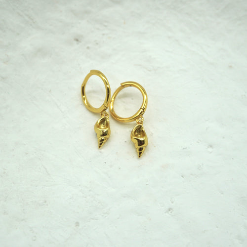 Meri Conch Shell Hoops