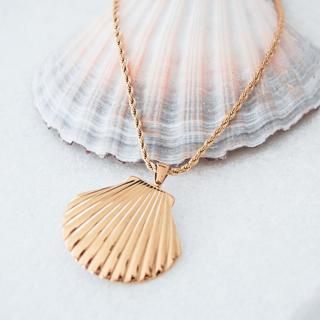 Venus Necklace