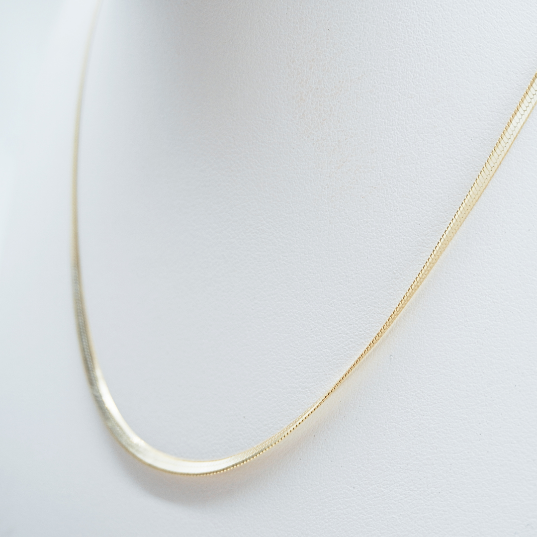 Zephyr Herringbone chain flat lay-waterproof gold-plated Kailumea