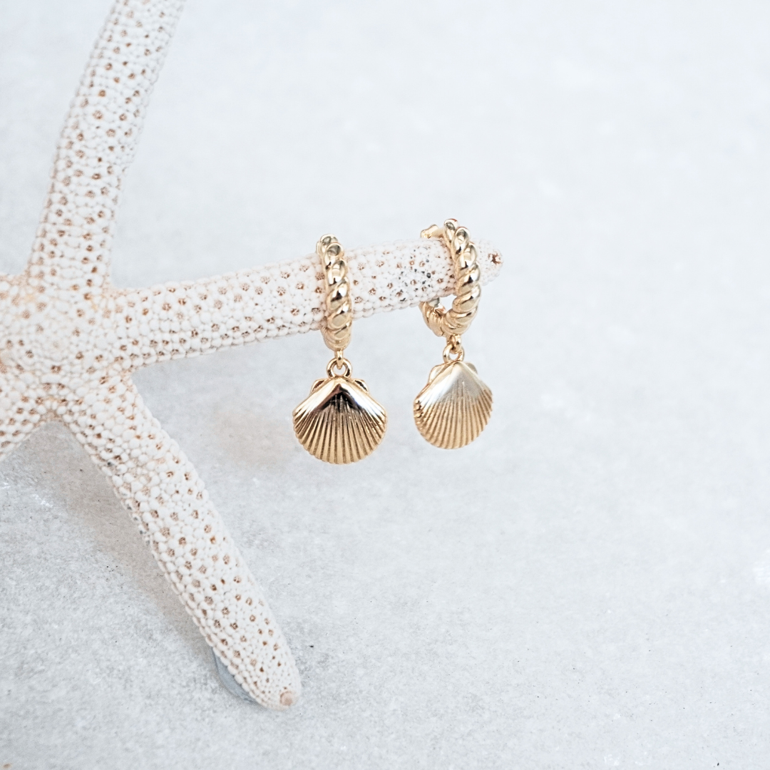 Iluka Gold Shell Hoops flat lay- waterproof Kailumea