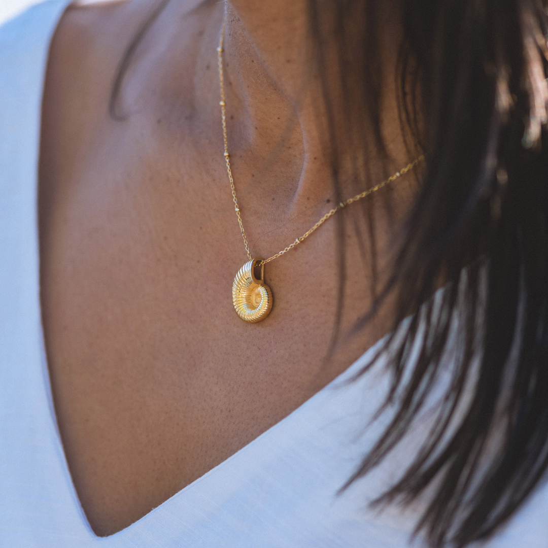 Luna Tide and Kailumea Necklace Set
