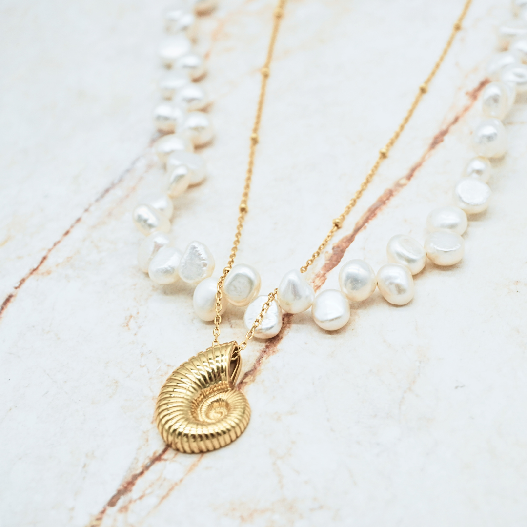 Luna Tide and Kailumea Necklace Set