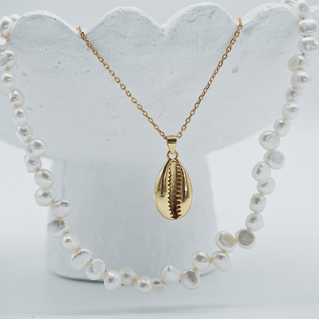 Luna Tide and Vahine Necklace Bundle Set
