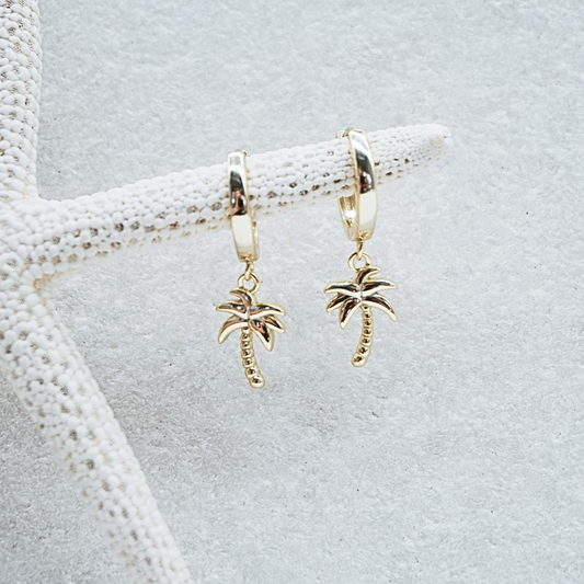 palm tree earrings flat lay - waterproof gold Kailumea