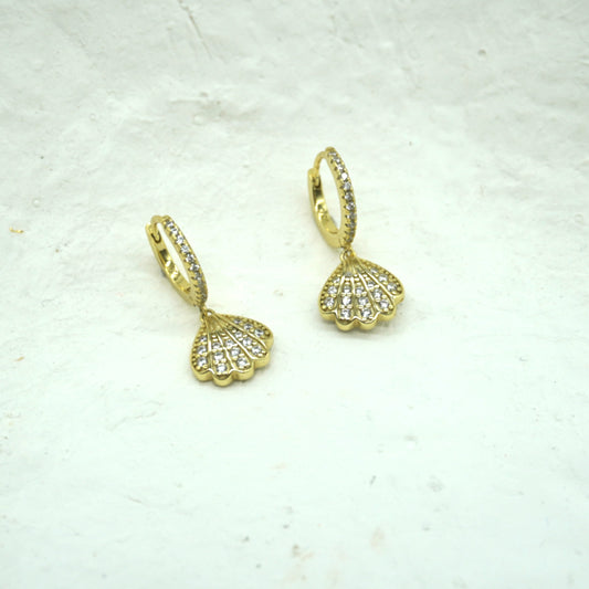 Paloma Clamshell Pendant Hoops