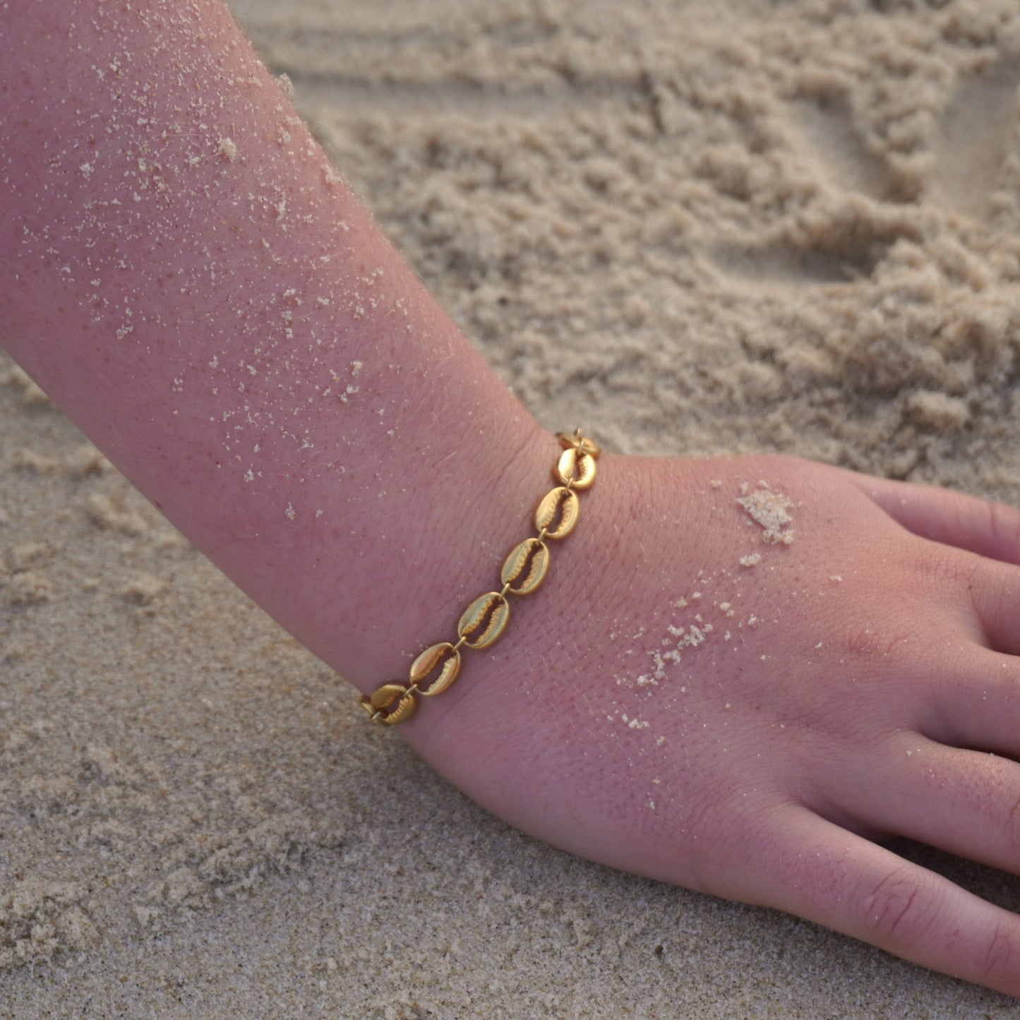 Kailumea Ocean Safe Jewellery Waterproof tarnish-resistant gold/silver bracelet for beach lovers