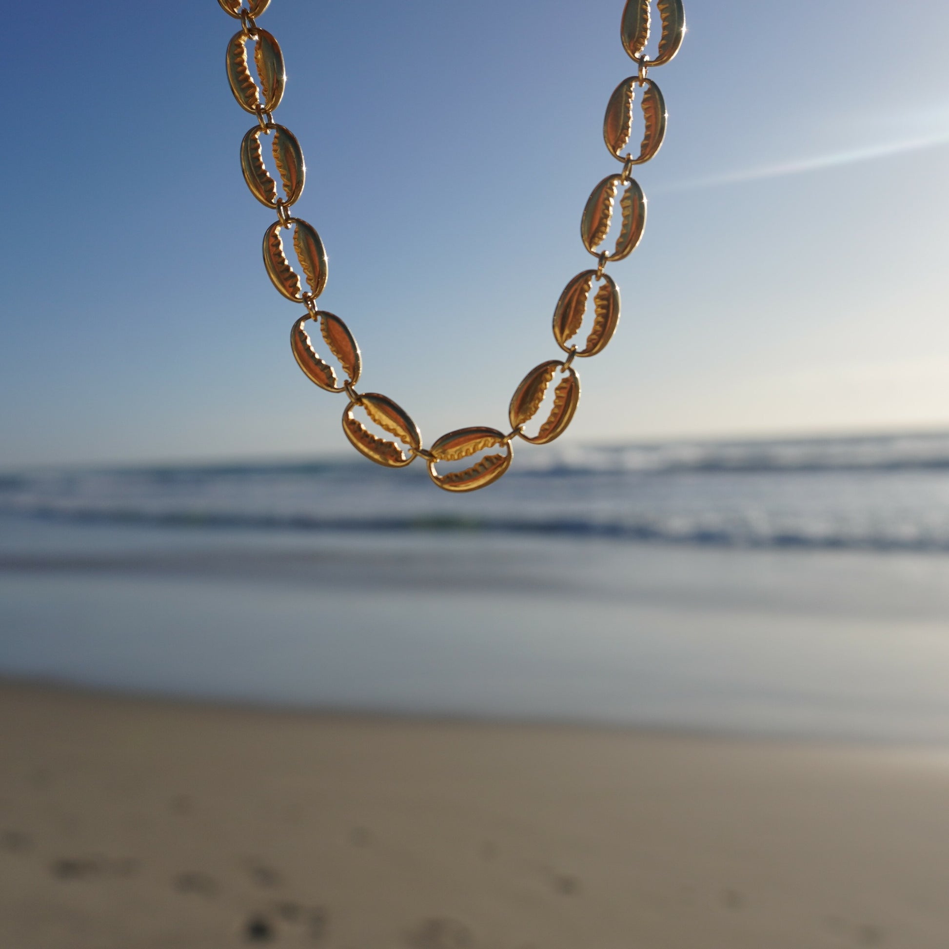 Kailumea Ocean Safe Jewellery Waterproof tarnish-resistant gold/silver bracelet for beach lovers