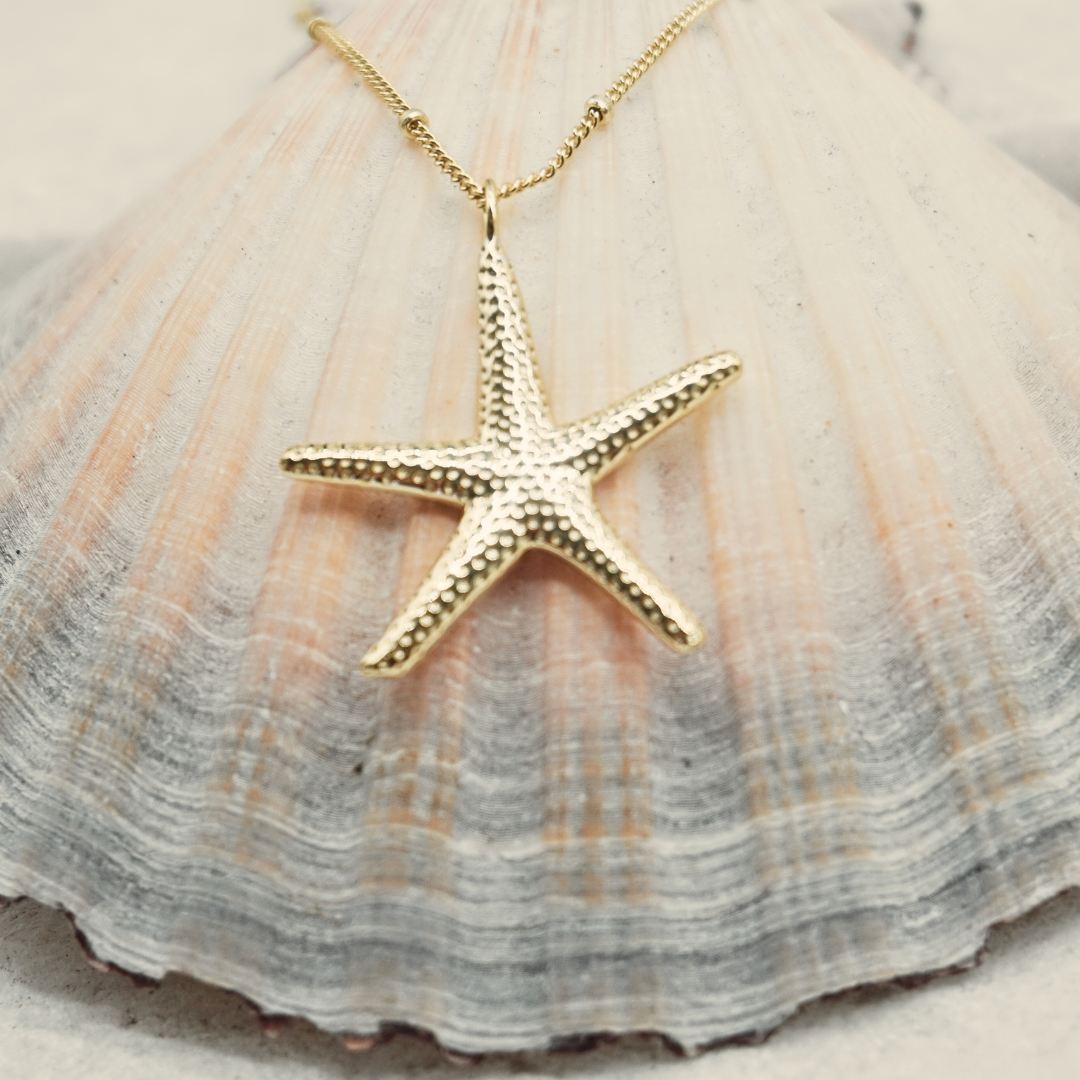 Santorini starfish necklace flat lay-waterproof gold Kailumea